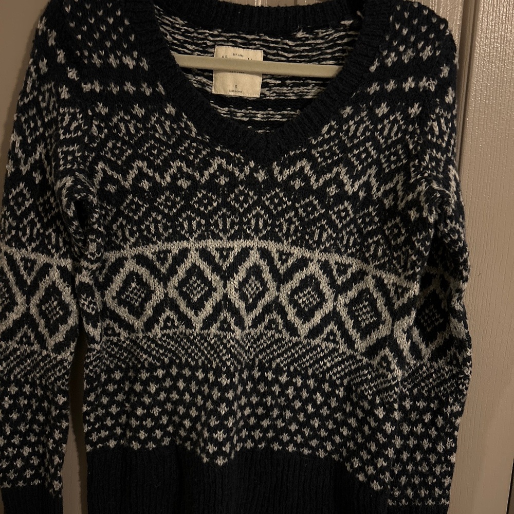 Abercrombie Women’s Sweater Small
